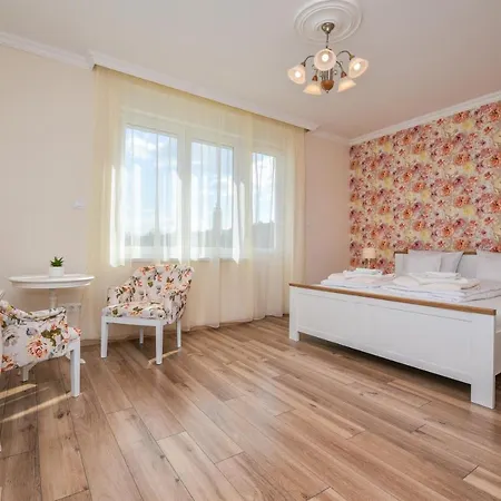 Mimi House